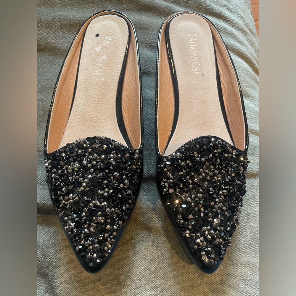TAOMENGSI BLACK PATENTED BEAD & SEQUIN EMBELLISHED SLIDE FLATS